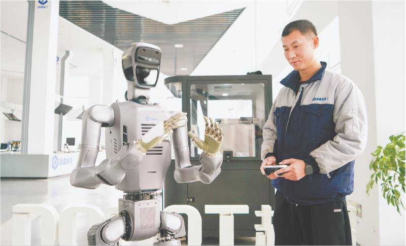 越疆人形机器人交付超百台